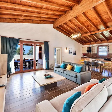 Islamlar Sleeps 4 With Pool Air Con And Wifi Vilă
