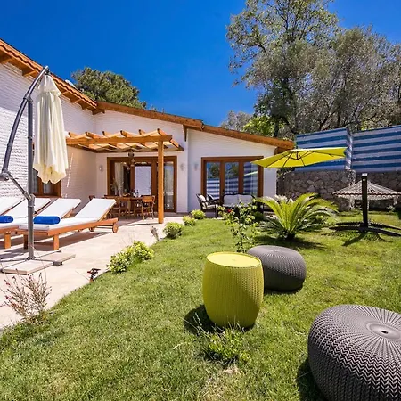 Islamlar Sleeps 4 With Pool Air Con And Wifi Vilă *